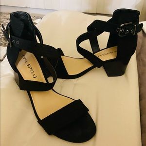 Black 2 inch heels
